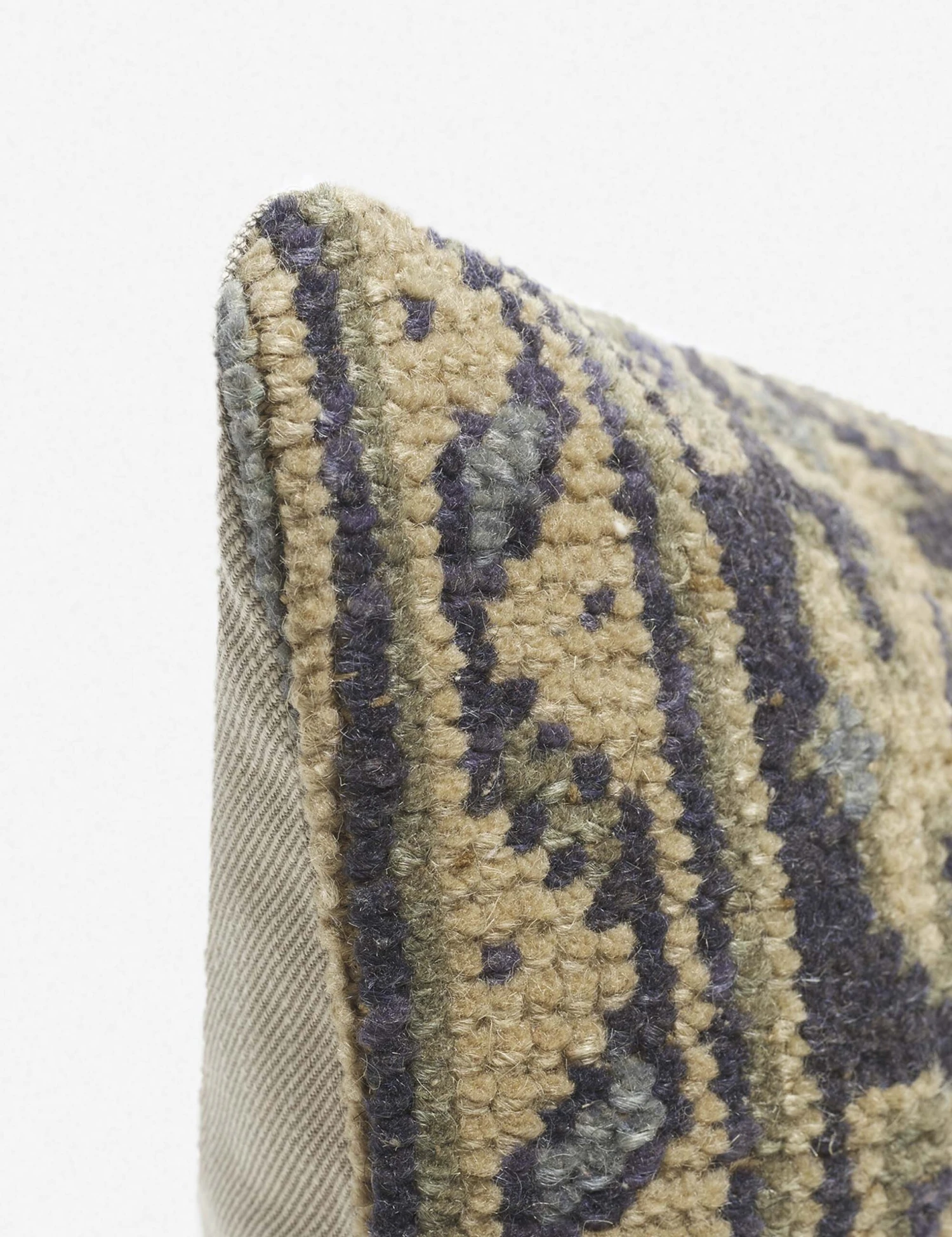 Eren Vintage Lumbar Pillow - Image 3