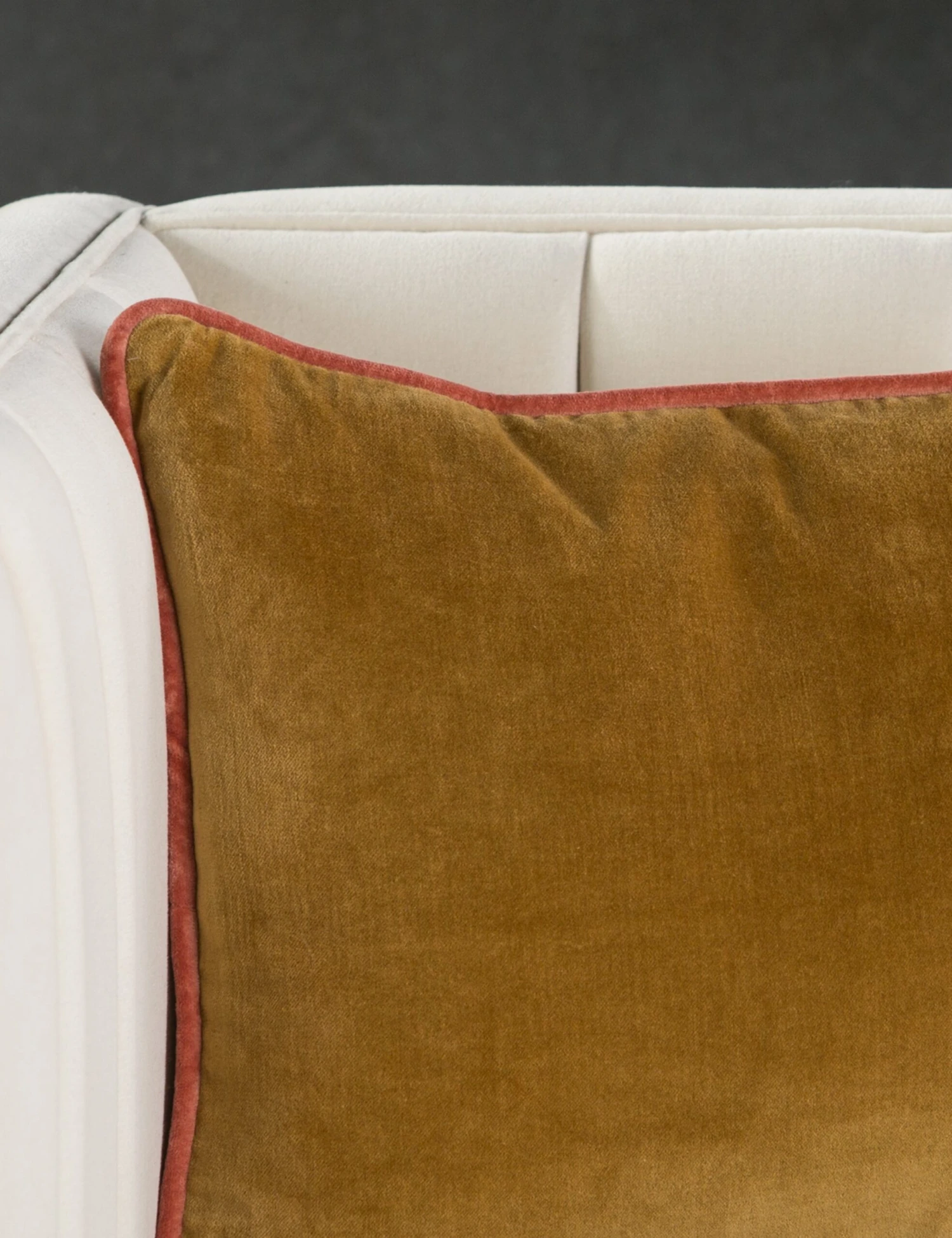 Clune Lumbar Pillow - Image 7