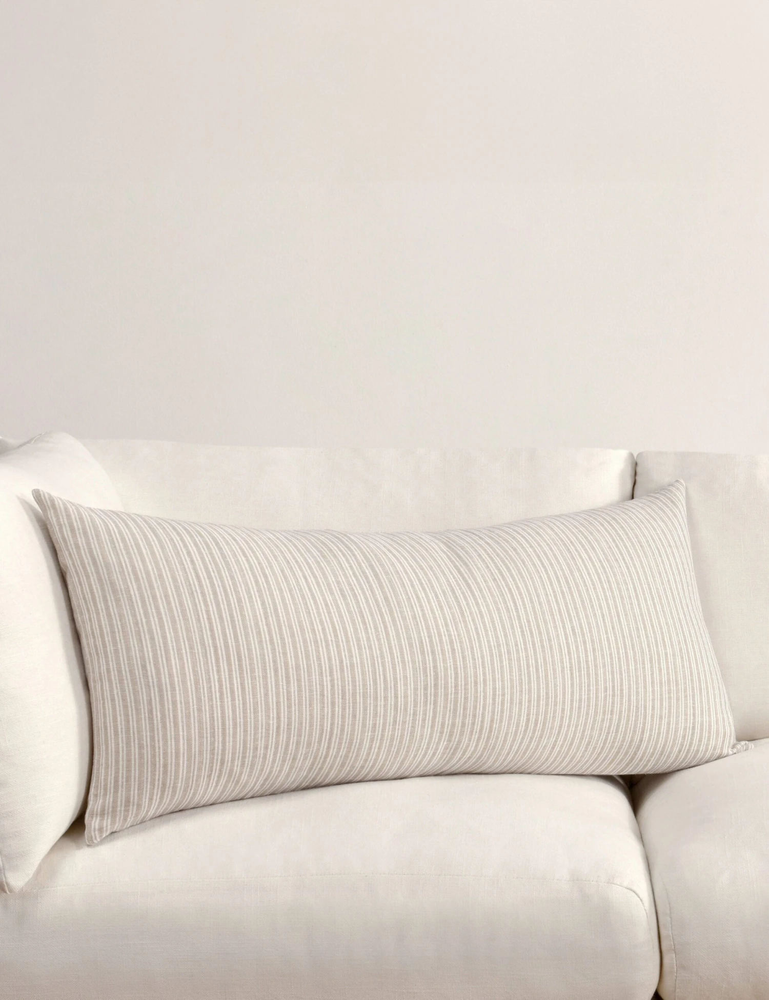 Nevya Pillow - Image 20