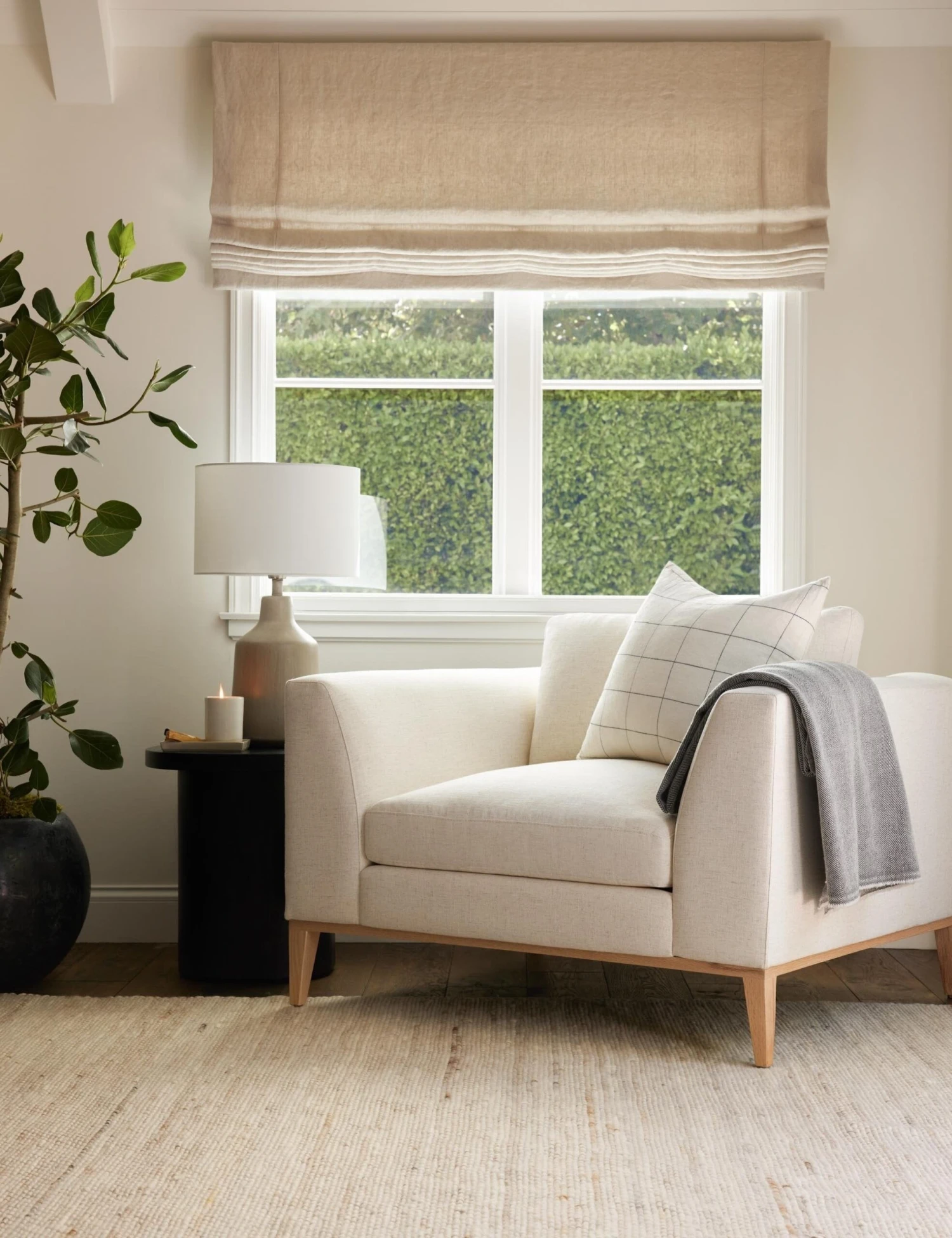 Lucian Pillow - Image 3