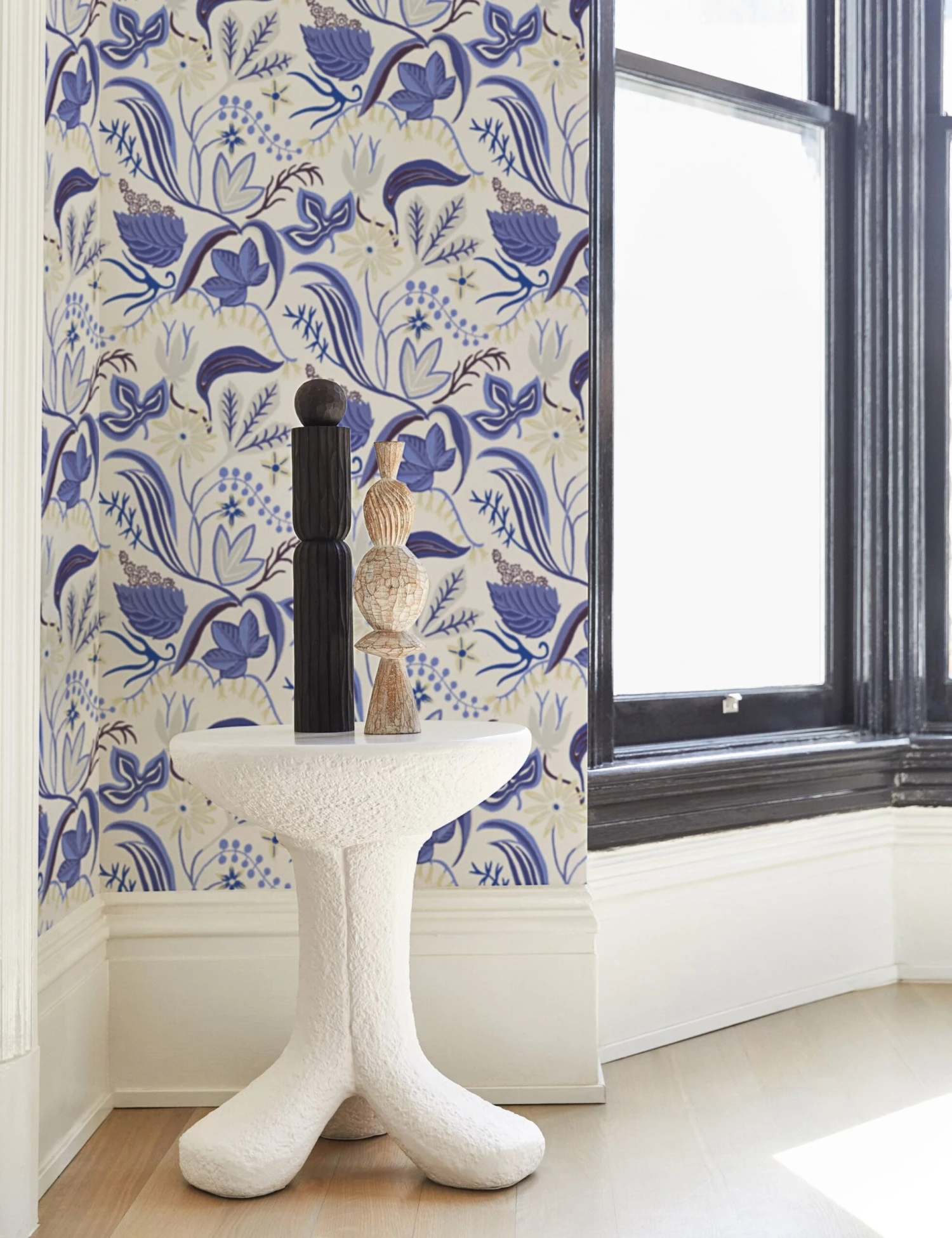 Scalamandre Saro Wallpaper - Image 5